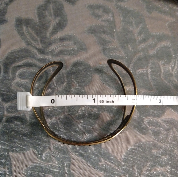 Paparazzi Never a Dull Moment brass bracelet - Picture 10 of 13